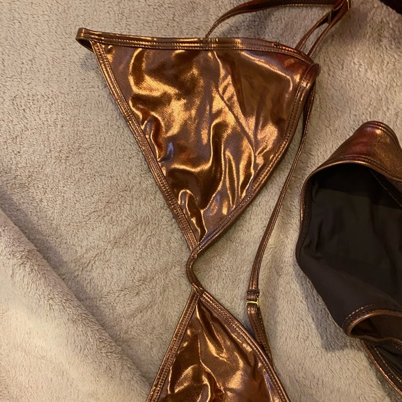 Fourthreeseven 437 new metallic bikini sporty/sexy - Picture 3 of 7